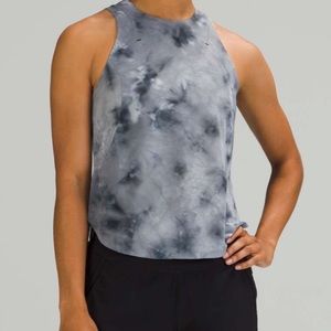 NWT Lightweight Run Kit Tank Top